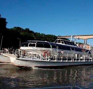 Catamaran Iguazu